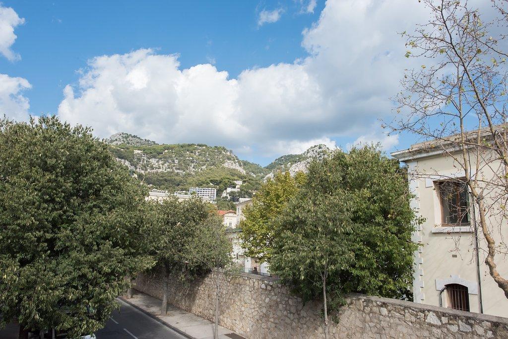 Hôtel Au Pied Du Mont Faron à Toulon Extérieur photo